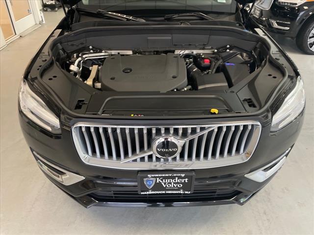 2024 Volvo XC90 B6 Plus Bright Theme 7-Seater - Photo 14