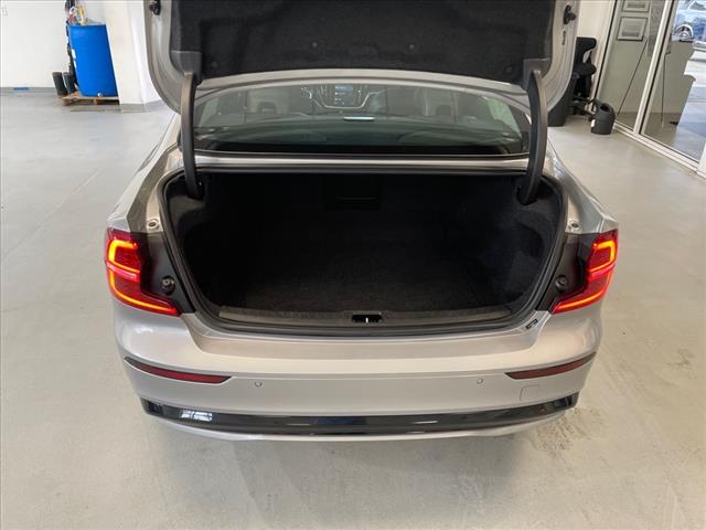 2024 Volvo S60 B5 Core Dark Theme - Photo 15