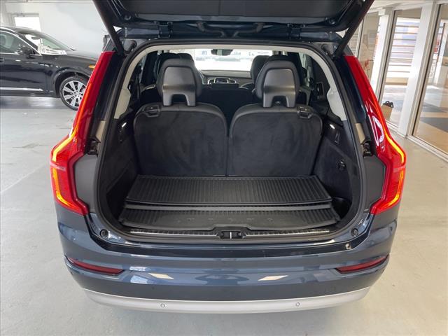 2022 Volvo XC90 T6 Momentum 7 Passenger - Photo 15