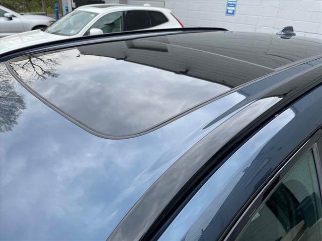 2023 Volvo XC60 B5 Plus Dark Theme - Photo 15