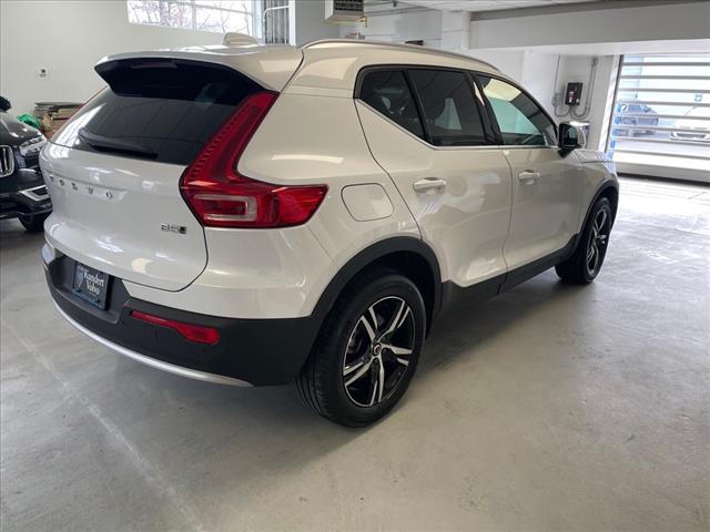 2025 Volvo XC40 B5 Core Bright Theme - Photo 15