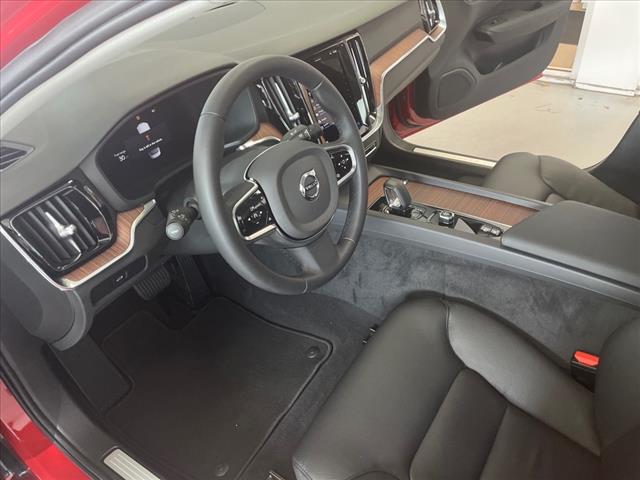 2024 Volvo S60 B5 Plus Dark Theme - Photo 16