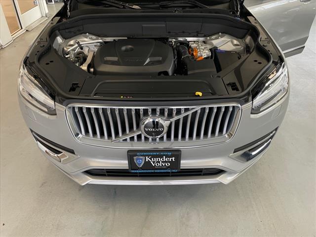 2024 Volvo XC90 Recharge T8 Ultimate Bright Theme 7-Seater - Photo 16
