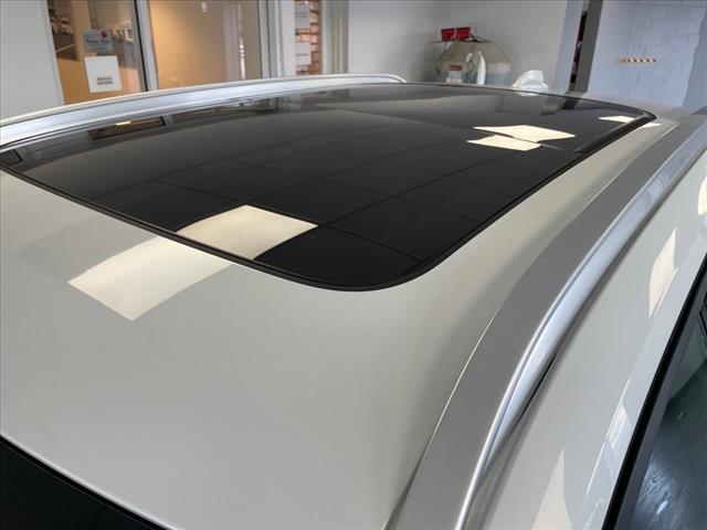 2025 Volvo XC40 B5 Core Bright Theme - Photo 16