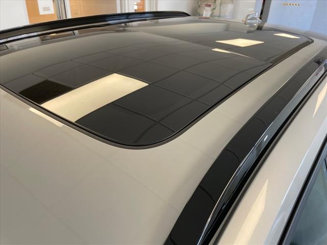 2023 Volvo XC40 B5 Plus Dark Theme - Photo 16