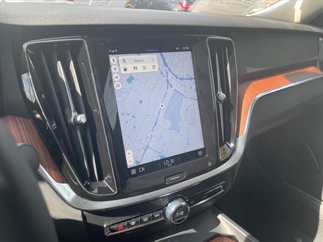 2024 Volvo S60 B5 Plus Dark Theme - Photo 17