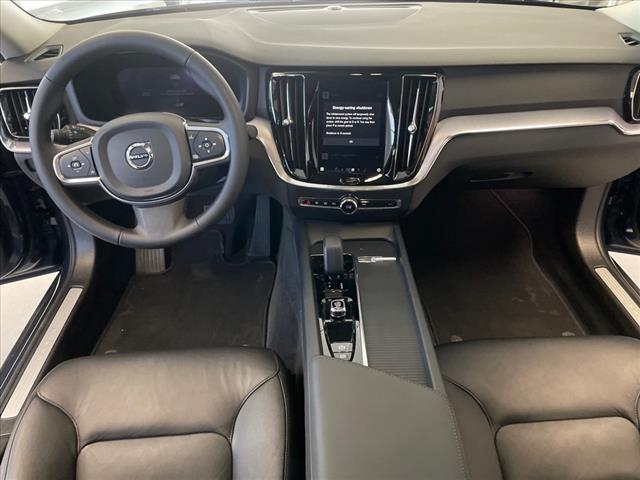 2025 Volvo S60 B5 Core - Photo 17