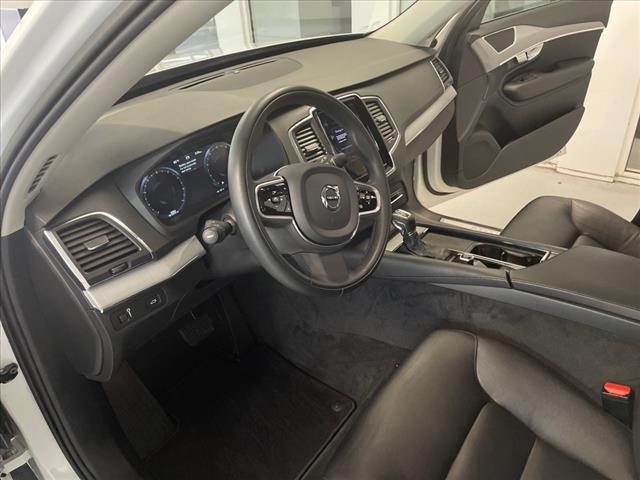 2022 Volvo XC90 T5 Momentum 7 Passenger - Photo 17