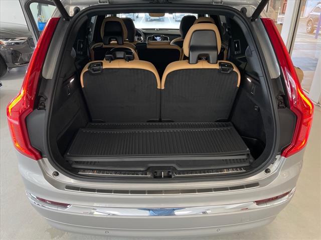 2024 Volvo XC90 Recharge T8 Ultimate Bright Theme 7-Seater - Photo 17