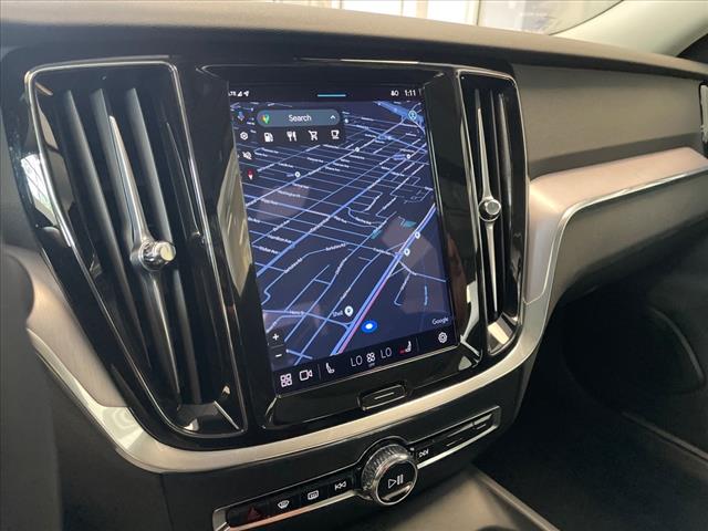 2024 Volvo S60 B5 Core Dark Theme - Photo 18
