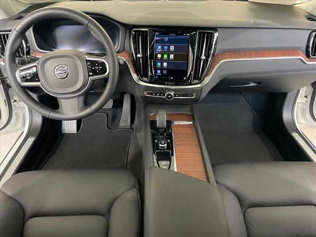 2024 Volvo S60 B5 Plus Dark Theme - Photo 18