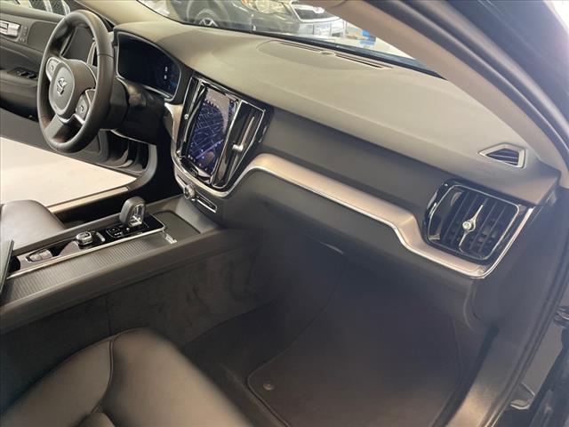 2024 Volvo S60 B5 Core Dark Theme - Photo 19