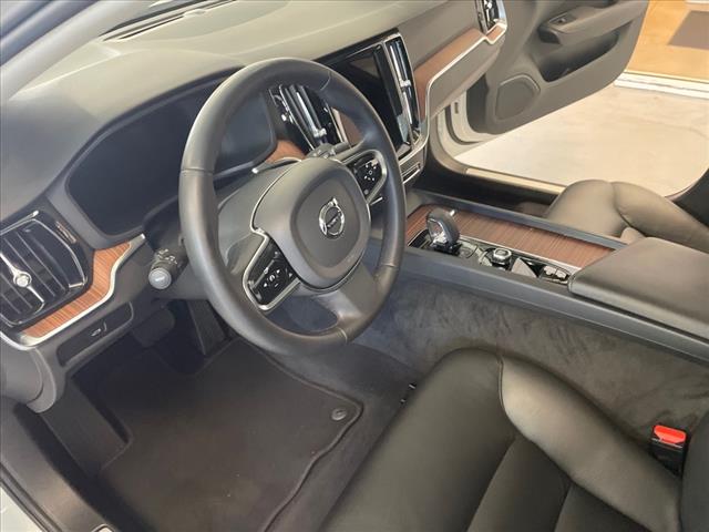 2024 Volvo S60 B5 Plus Dark Theme - Photo 19