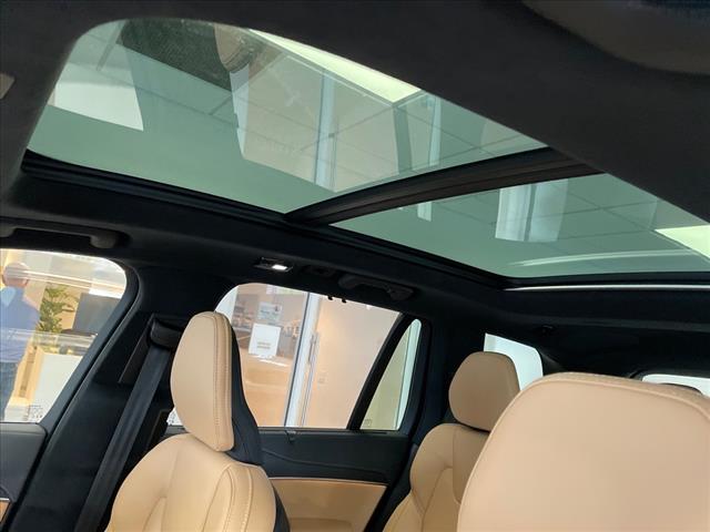 2024 Volvo XC90 Recharge T8 Ultimate Bright Theme 7-Seater - Photo 19