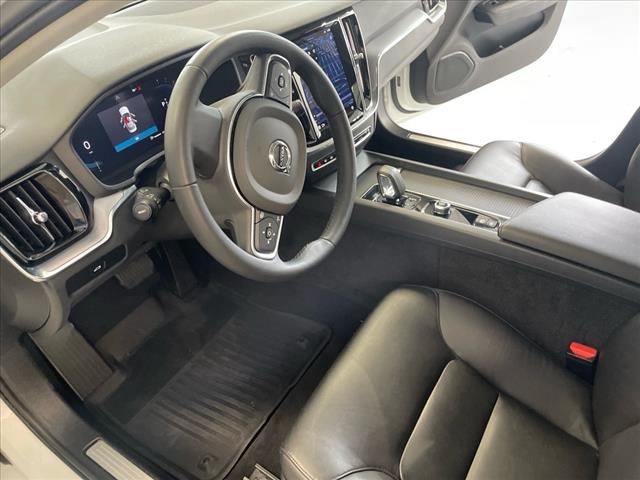 2024 Volvo S60 B5 Core Dark Theme - Photo 20