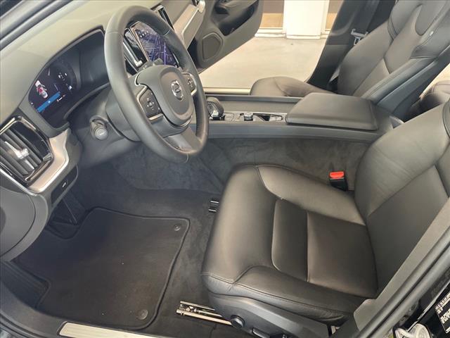 2024 Volvo S60 B5 Core Dark Theme - Photo 20