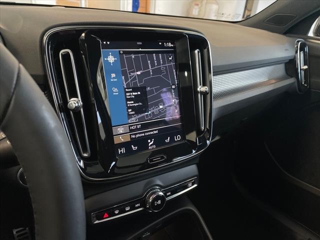 2022 Volvo XC40 T5 R-Design - Photo 20