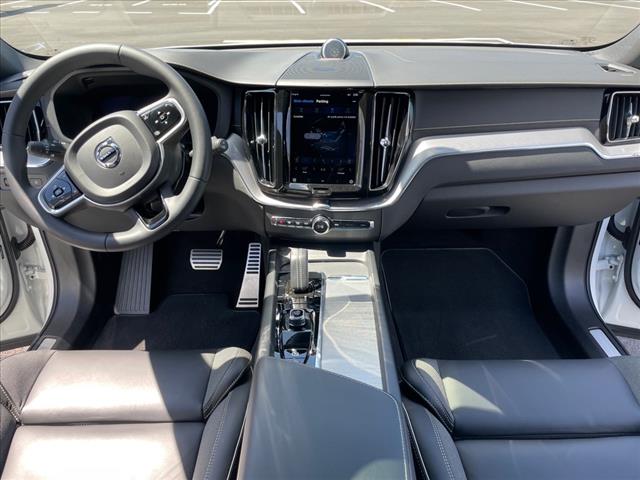 2022 Volvo XC60 Recharge T8 R-Design - Photo 20