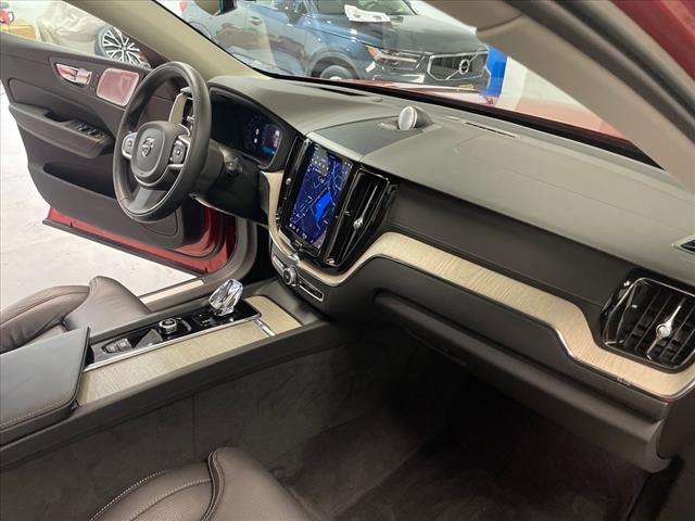 2022 Volvo XC60 B6 Inscription - Photo 21