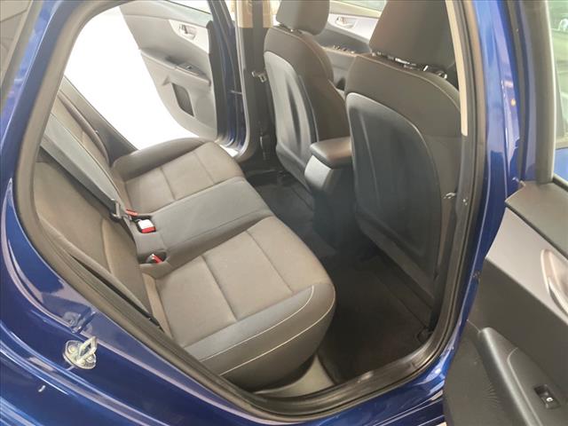 2023 Kia Forte LXS - Photo 23