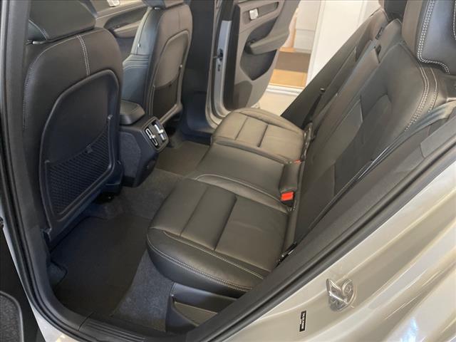 2023 Volvo XC40 B5 Plus Dark Theme - Photo 23