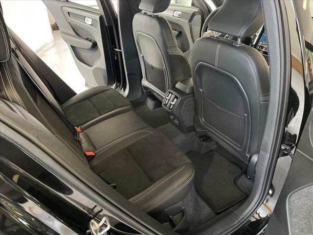 2022 Volvo XC40 T5 R-Design - Photo 24