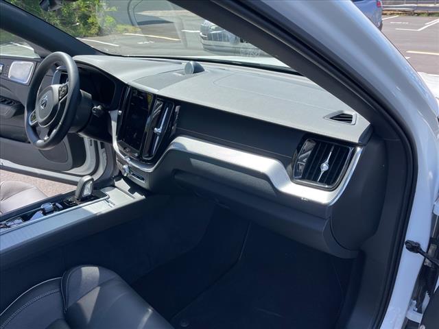 2022 Volvo XC60 Recharge T8 R-Design - Photo 24