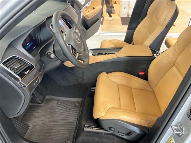 2024 Volvo XC90 Recharge T8 Ultimate Bright Theme 7-Seater - Photo 24