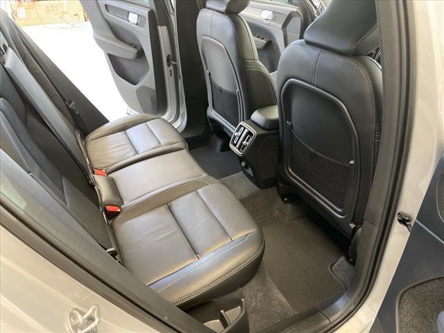 2023 Volvo XC40 B5 Plus Dark Theme - Photo 24