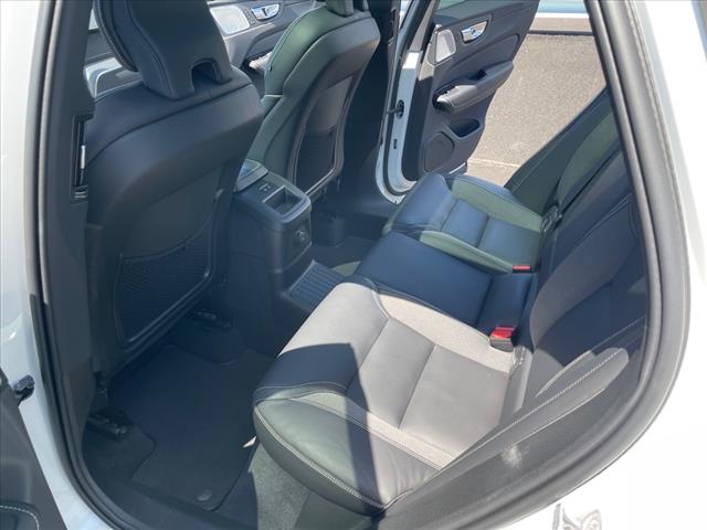 2022 Volvo XC60 Recharge T8 R-Design - Photo 26