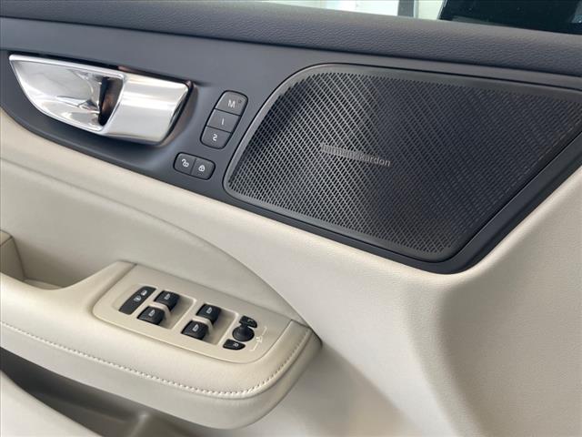 2023 Volvo S60 B5 Plus Dark Theme - Photo 27