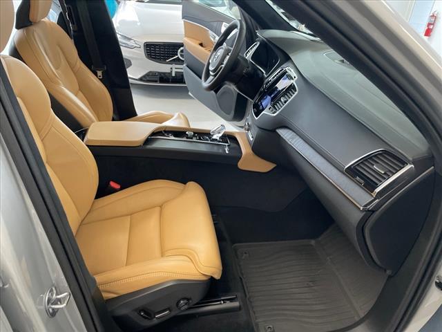 2024 Volvo XC90 Recharge T8 Ultimate Bright Theme 7-Seater - Photo 28