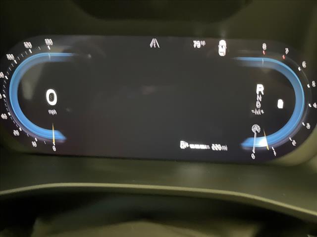 2025 Volvo XC40 B5 Core Bright Theme - Photo 28