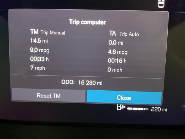 2025 Volvo XC40 B5 Core Bright Theme - Photo 29