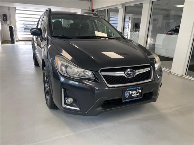 2017 Subaru Crosstrek 2.0i Limited - Photo 2