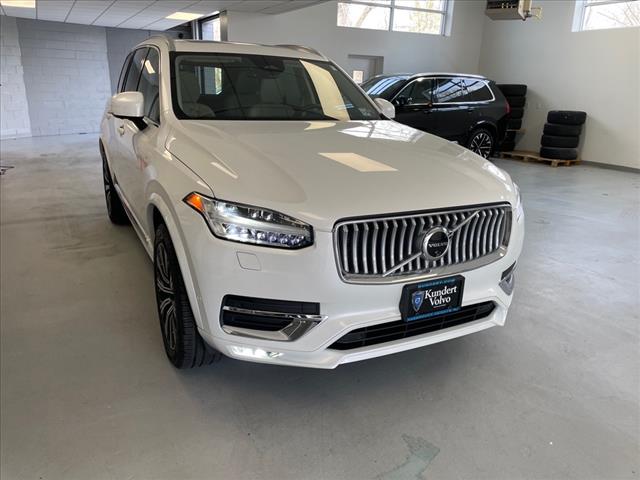 2024 Volvo XC90 B6 Plus Bright Theme 6-Seater - Photo 2