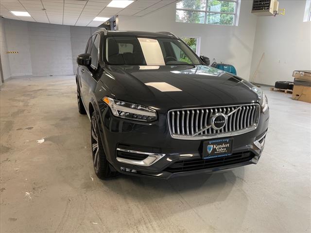 2022 Volvo XC90 T6 Inscription 7 Passenger - Photo 2