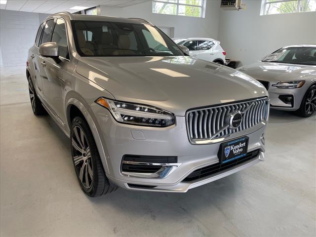 2024 Volvo XC90 Recharge T8 Ultimate Bright Theme 7-Seater - Photo 2