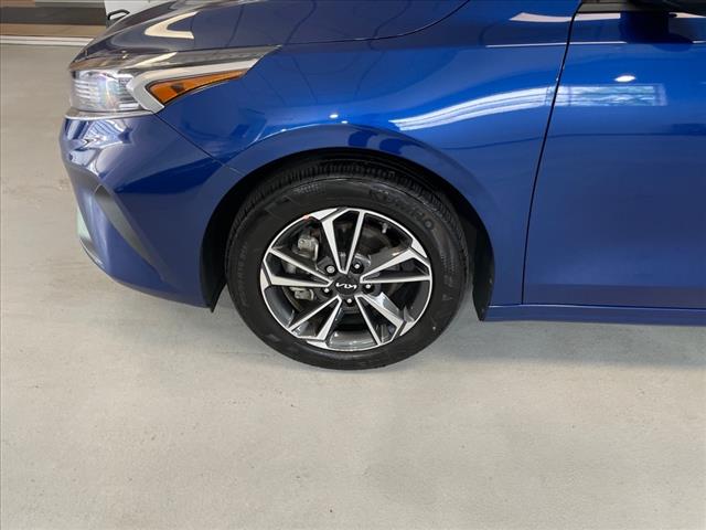 2023 Kia Forte LXS - Photo 30