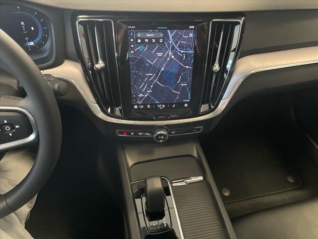 2025 Volvo S60 B5 Core - Photo 30