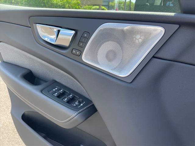 2022 Volvo XC60 Recharge T8 R-Design - Photo 30