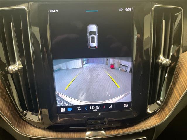 2022 Volvo XC60 B5 Momentum - Photo 30