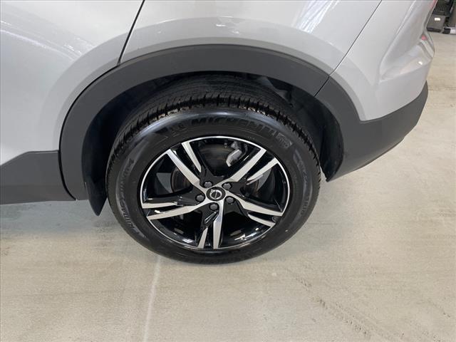 2025 Volvo XC40 B5 Core Bright Theme - Photo 30