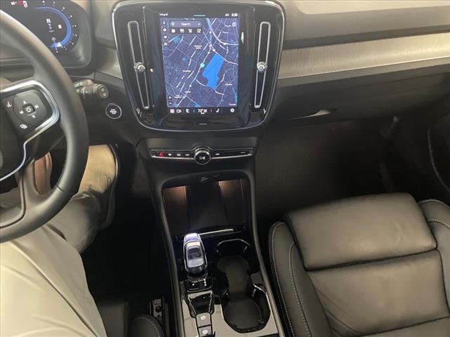 2023 Volvo XC40 B5 Plus Dark Theme - Photo 30
