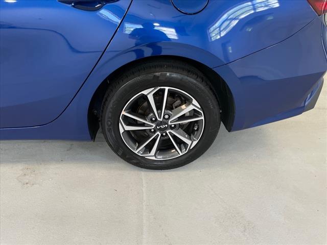 2023 Kia Forte LXS - Photo 31