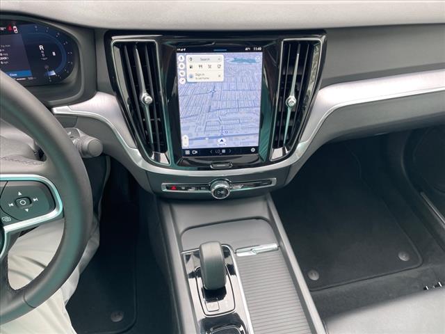 2024 Volvo S60 B5 Core Dark Theme - Photo 31