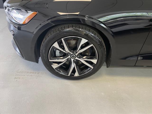 2024 Volvo S60 B5 Core Dark Theme - Photo 31