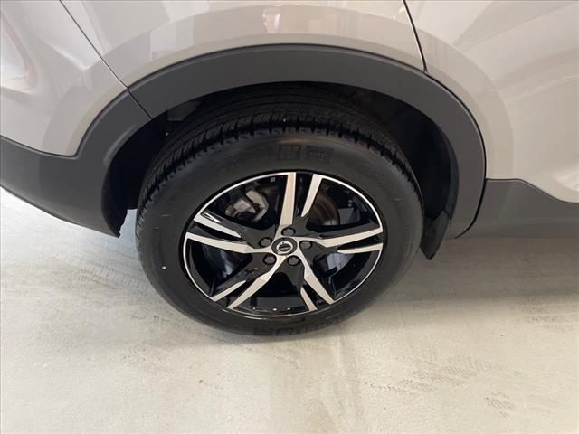 2025 Volvo XC40 B5 Core Bright Theme - Photo 31
