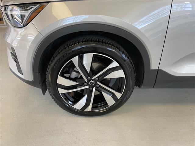 2023 Volvo XC40 B5 Plus Dark Theme - Photo 31