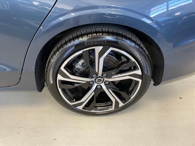 2025 Volvo S60 B5 Core - Photo 32